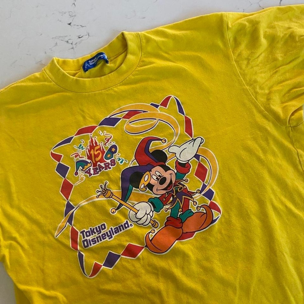 Vintage Tokyo Disneyland 15th Anniversary Tshirt size large‎
